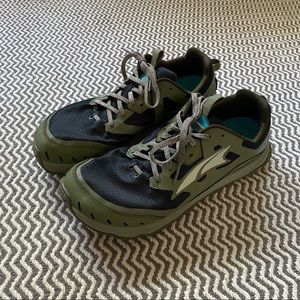 Altra Lone Peak 6 Olive (Size 11.5)